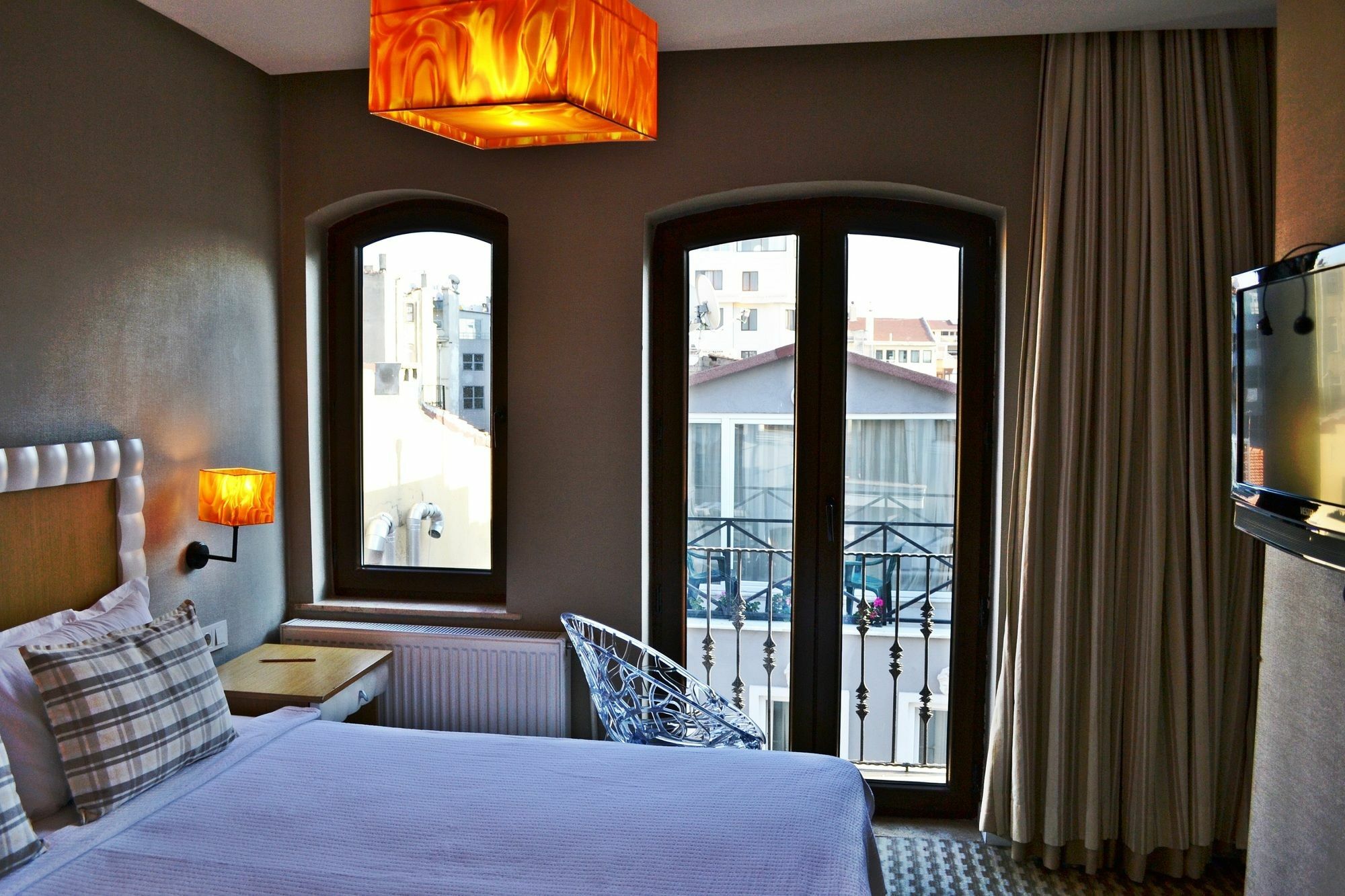 Montena Suite (Adults Only) Истанбул Екстериор снимка